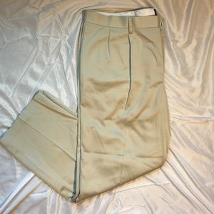 Dockers Mens Pants - Khaki Classic Fit  42x32